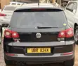 Volkswagen Tiguan S 2011 Black - 3