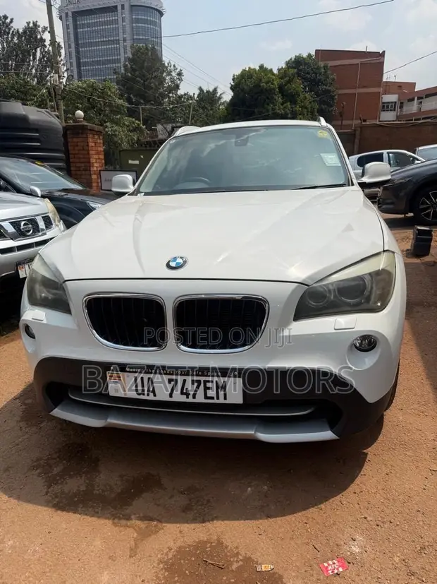 BMW X1 2012 White - 1
