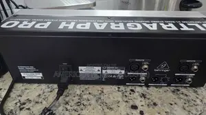 Behringer Ultragraph Pro FBQ6200HD 31-Band Stereo EQ