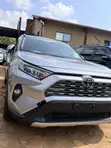 Toyota RAV4 2020 Silver - 3