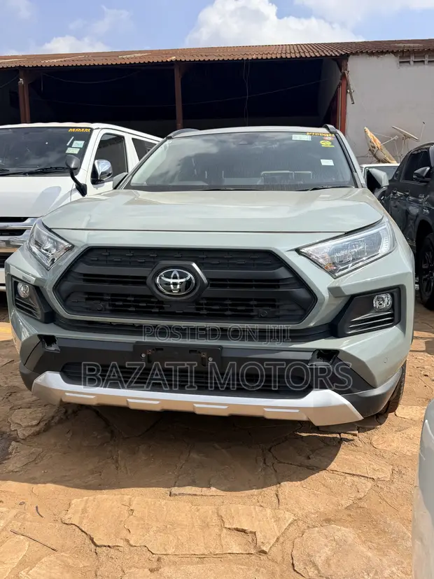Toyota RAV4 2018 Green - 1