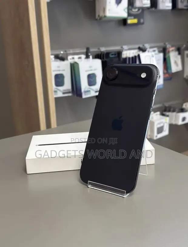 New Apple iPhone Air 256GB Black - 1