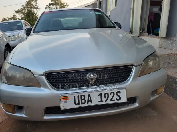 Toyota Altezza 2003 Silver - 1