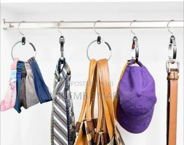 Multipurpose Closet Hanger and Accessory Organizer Ring - 1