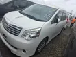Toyota Noah 2.0 143hp FWD (8 Seater) 2012 White - 2