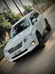 Toyota Vanguard 2012 White - 2