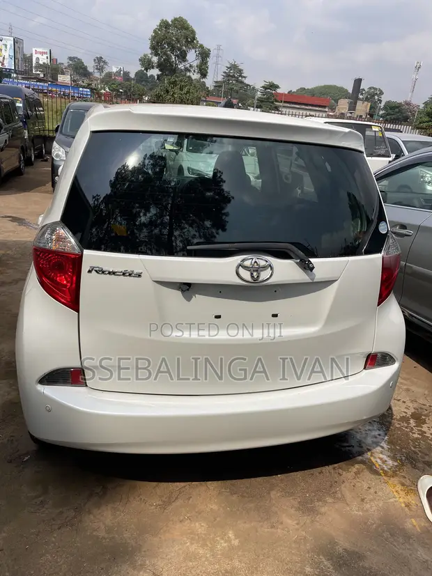 Toyota Ractis 2012 White - 1