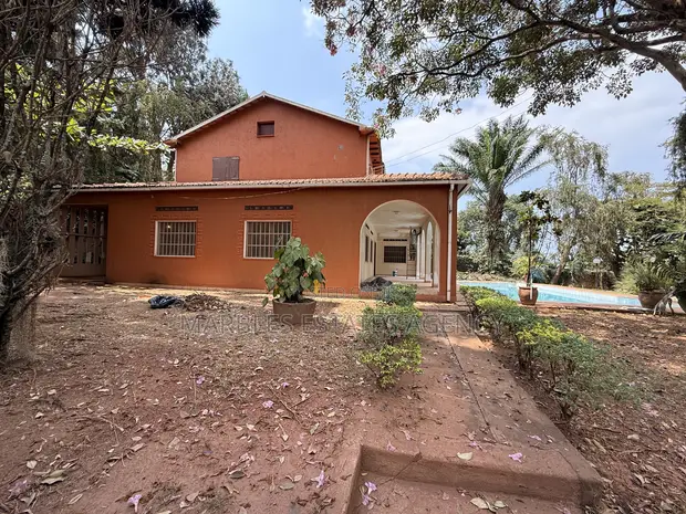 5 Bedroom House for Rent in Mbuya, Central Division - 1