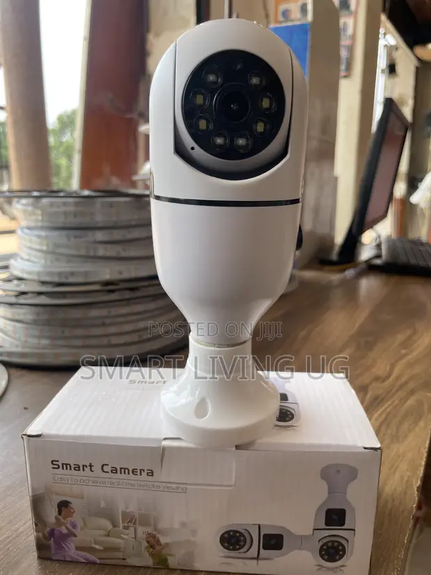 HD WiFi Bulb Camera - 360° Monitoring, Night Vision - 1