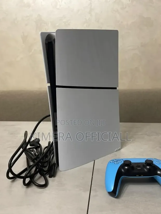 Sony PlayStation 5 Console (Used) - 1