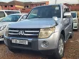 Mitsubishi Pajero 2010 Silver - 1