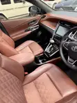 Toyota Harrier 2.0 4WD Premium 2019 - 5
