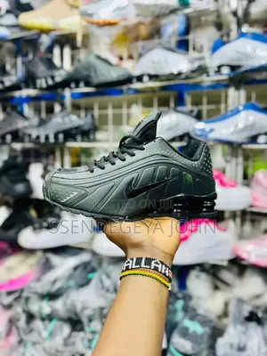 Nike Shox TL Sneakers