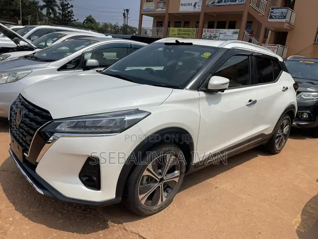 Nissan Kicks 2022 White - 1