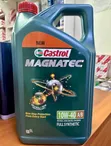 Castro Magnetec Motor Oil 10W-40 (5 Litre) - 1