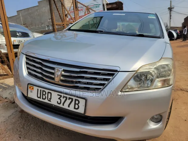 Toyota Premio 1.8 AWD 2010 Silver - 1