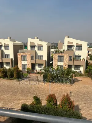 Furnished 5-Bedroom House for Rent in Royal Palms Gated Estate