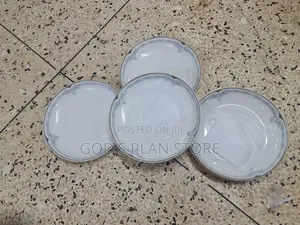 24-Piece Ceramic Dinner Plate Set