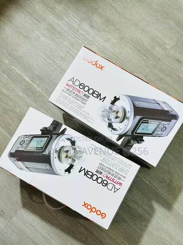 Godox AD600BM Bowens Mount All-in-One Outdoor Flash - 1