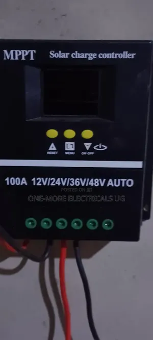 100A MPPT Charge Controller (12-48V)