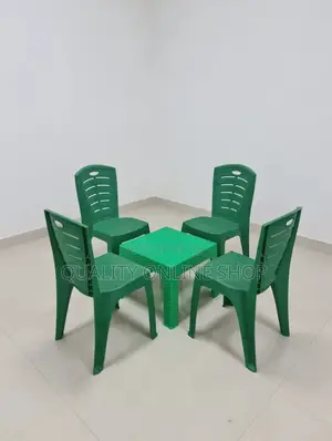 Bar/Restaurant Plastic Table and Chairs
