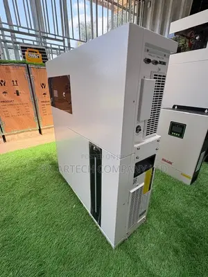 5.6kW Solar Hybrid Inverter + 5.12kWh Battery All-in-One System