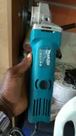 Makita Angle Grinder 13mm 900W with Spoon Switch - 2