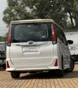 Toyota Noah 2.0 AWD (7 Seater) 2015 White - 5