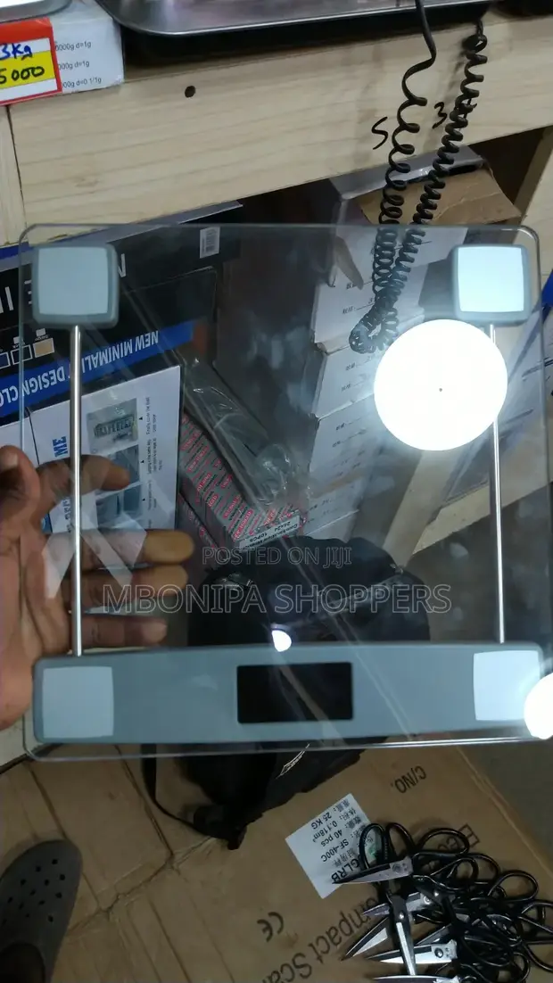 Glass Digital Body Scale - Smart High Accuracy - 1