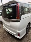 Toyota Noah 2.0 AWD (7 Seater) 2017 White - 3