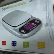 Digital Kitchen Scale 10kg/1g with LCD Display - 2