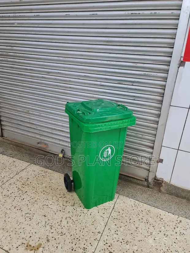 120 Litre Outdoor Wheeled Plastic Dust Bin - Green - 1