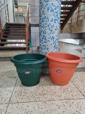 30 Litre Plastic Flower Pots (Outdoor)