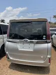 Toyota Noah 2018 Silver - 4