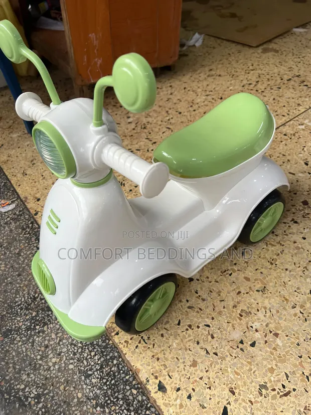Horn Ride-on Car - Green (1-3 Years) - 1
