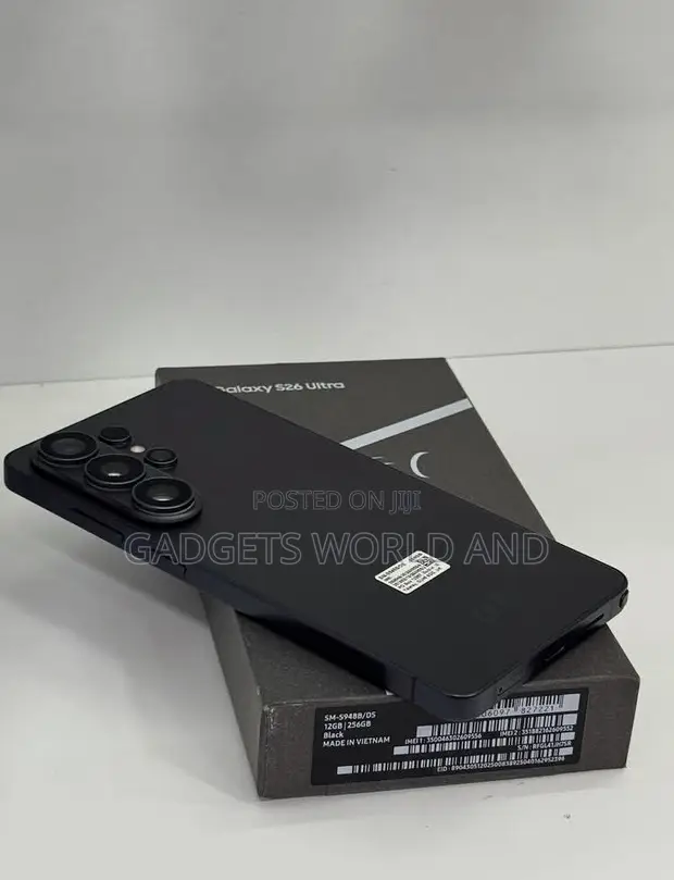 New Samsung Galaxy S26 Ultra 5G 256GB Black - 1