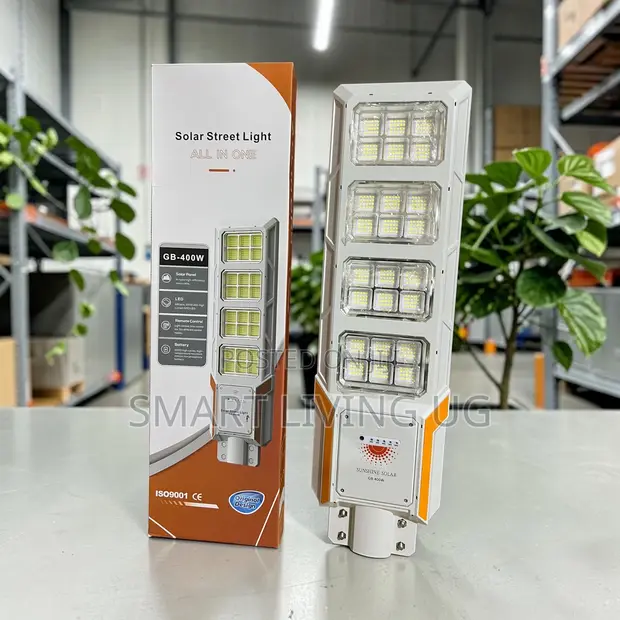 Heavy-Duty GB-400W Integrated Solar Street Light - 1