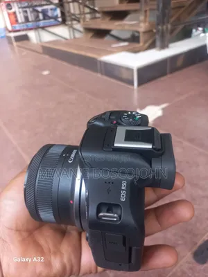Canon EOS R50 with 18-45mm Lens