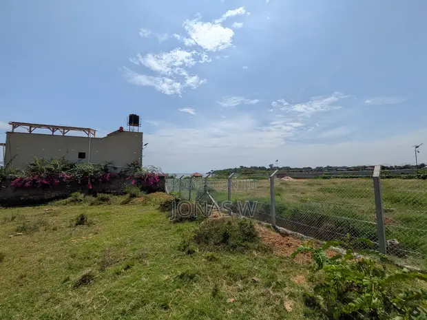 Lake View Garuga Prime Land - 1