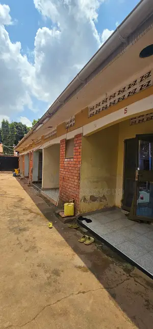 5-Bedroom Duplex for Sale in Kitende