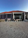 4-Bedroom Modern Bungalow in Ssisa for Sale - 1