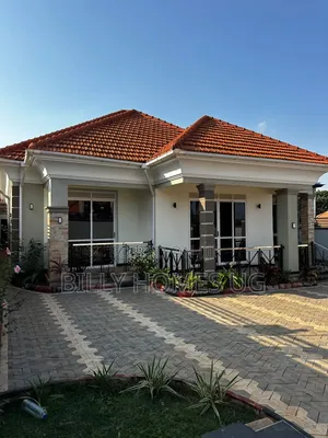 4 Bedroom Bungalow for Sale in Ssisa