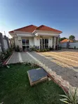 4 Bedroom Bungalow for Sale in Ssisa - 3