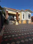 4 Bedroom Bungalow for Sale in Ssisa - 3