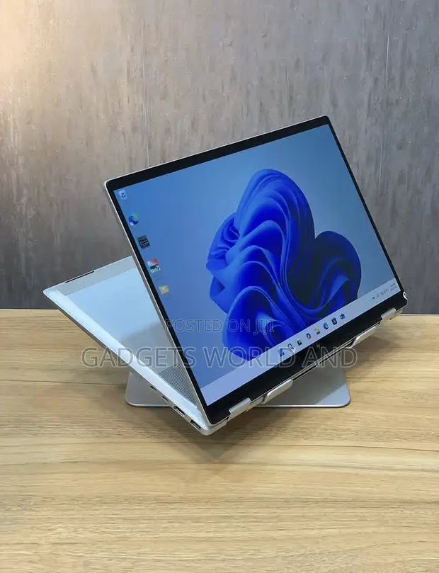 New HP OmniBook X Flip 16" Laptop - 1