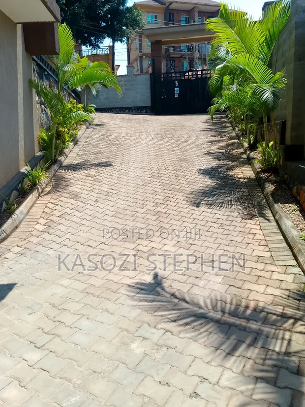 2 Bedroom Apartment for Rent in Makindye - 1