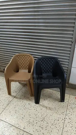 Diamond Back Plastic Chairs