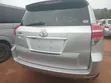 Toyota Vanguard 2013 Silver - 3