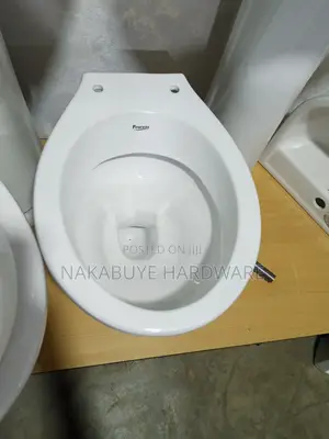 Brand New Toilet Seat - ACE Brand