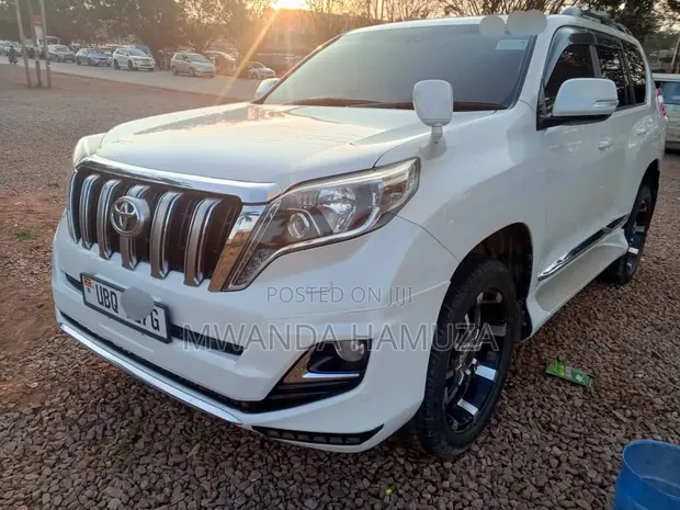 Toyota Land Cruiser Prado 2016 White - 1